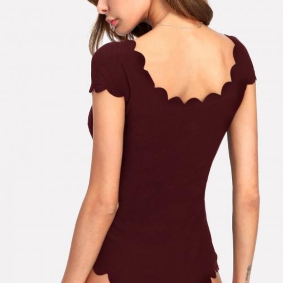 Cap Sleeve Bodysuit with Scallop Detail ⭐️⭐️⭐️ - Picture 3 of 3